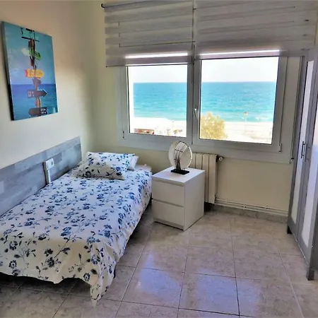 Marilu Seaview & - * El Masnou