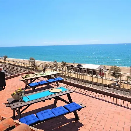 Marilu Seaview & -